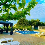 Stefaniya Apartamento