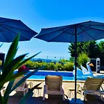 Stefaniya Apartamento *