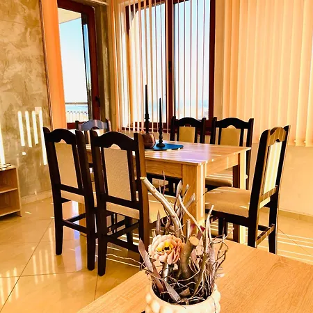 Stefaniya Apartament *